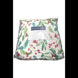 Home Reflections 2-Pack Holiday Motif Pillow Green
